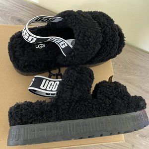 UGG OH FLUFFITA PLATFORM SLIDE - BLACK